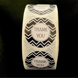 Thank You Sticker Labels 500 labels on roll. 1” Round NWT White & Black Chevron